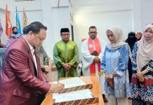 Yudisium FIKES Unsulbar: Momentum Pengambilan Sumpah dan Janji Lulusan di Gedung Theater