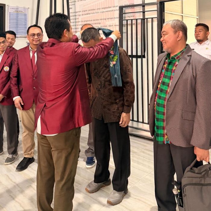 Tingkatkan Mutu Pendidikan, Program Studi D.III Farmasi Unsulbar Jalani Asesmen Lapangan